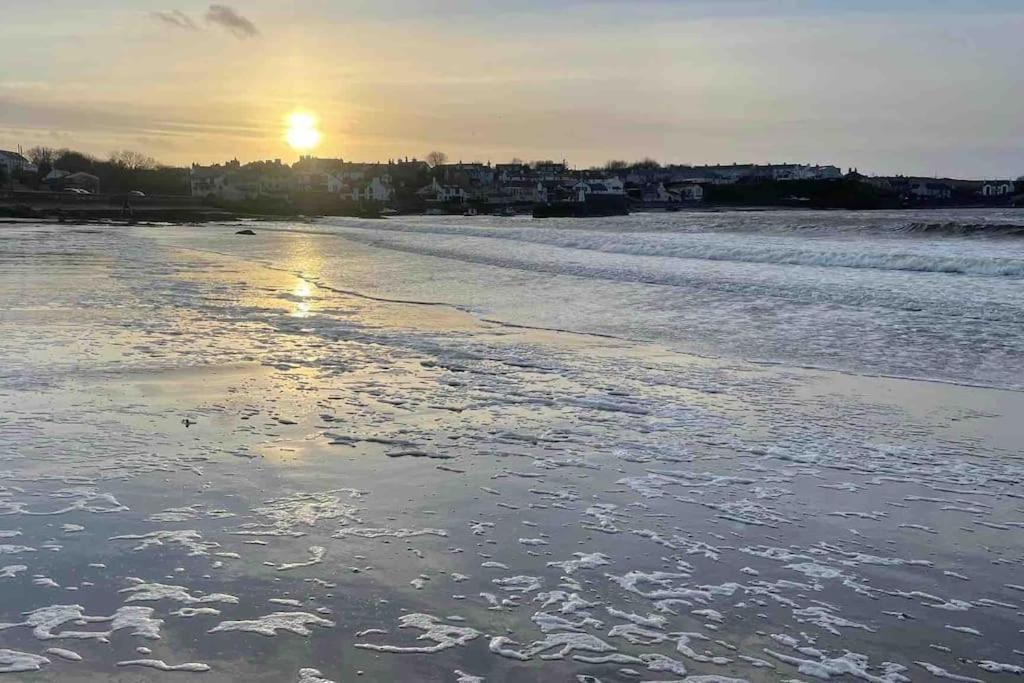 Lovely Two Bed Home In Cemaes, Anglesey Exteriér fotografie